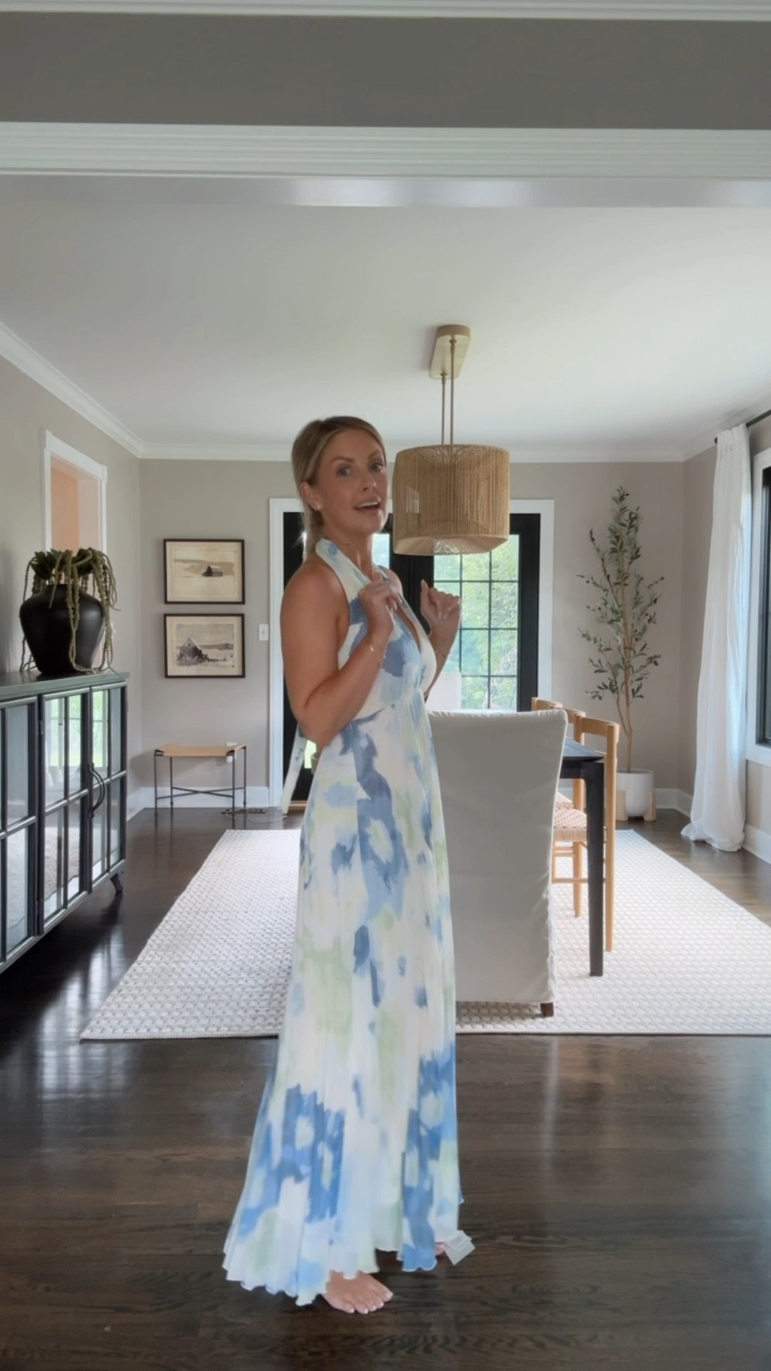 Wearing the XS Petite 

#LTKSaleAlert #LTKPetite #LTKParties