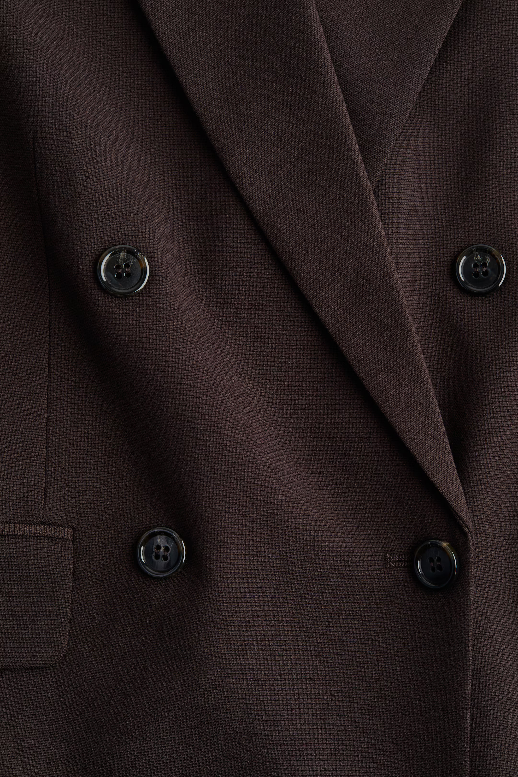 Double-breasted blazer | H&M (UK, MY, IN, SG, PH, TW, HK)