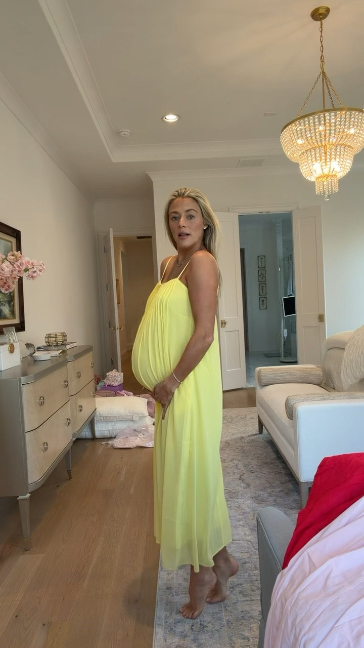 Spring Dress 
Bump Friendly 

#LTKBump #LTKootd