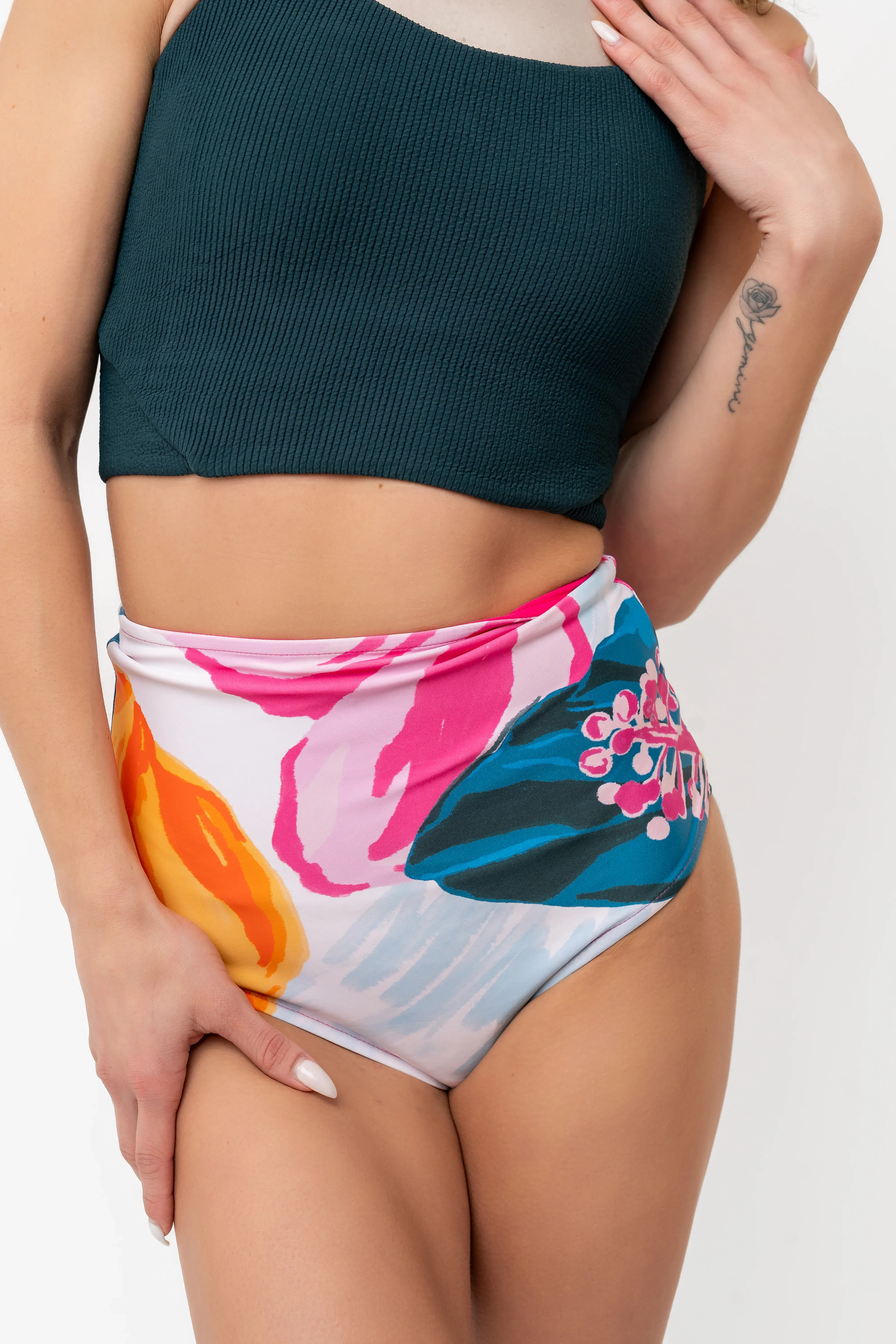 Leisure Reversible Bottom | Floral Fusion/Hibiscus | Coral Reef Swim US