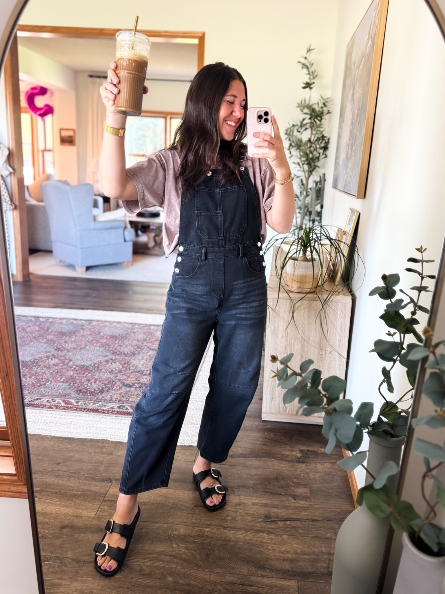 My ride or die overalls! Whenever I’d don’t know what to wear I grab for these

#LTKgrwm #LTKootd #LTKmomlife