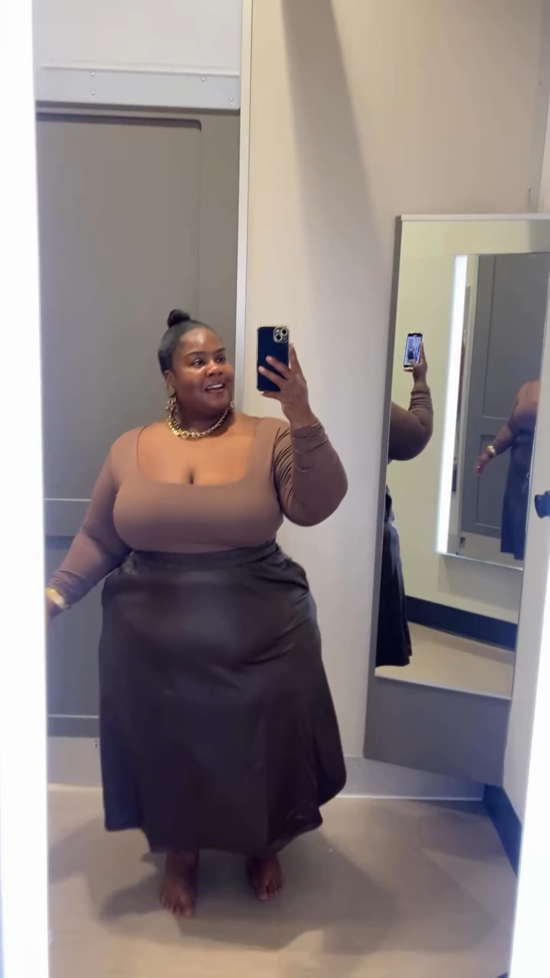 Comment STYLE below to receive  the link to these goodies

Hey sis, if you’re as nosy as I am and love sneaking into Target to see what’s new, you’re in luck!

 I did a try-on haul for both of us, and let me know below which piece was your fave! 👀

Are you plus-size and kinda over the whole😤 clothes-shopping struggle?

That’s why I started my 🙌🏾 account! I’m all about finding the bomb looks that actually work for us curvy girls. 

Check out my latest @target try-on. I’m obsessed with these 🍁🍂fall looks!

Let me know if you where I should head next in the comments 👇🏾

#plussizefashion #falltryon #confidenceboost #shein #sheincurve
#plussize #plussizeinfluencers #plusfashion #plussizeoutfit #plussizeootd #plussizestyle #torrid #curvygirl #curvystyle #curvyfashion #boohooplus #bbw #boldncurvy #ootd #grwm #curvygirl #curvyfashion #style #fashion #fallfashion #fallstyle #fallfashion2025 #target #targetstyle #targetfashion #targetrun #falloutfits

https://liketk.it/5pPv0