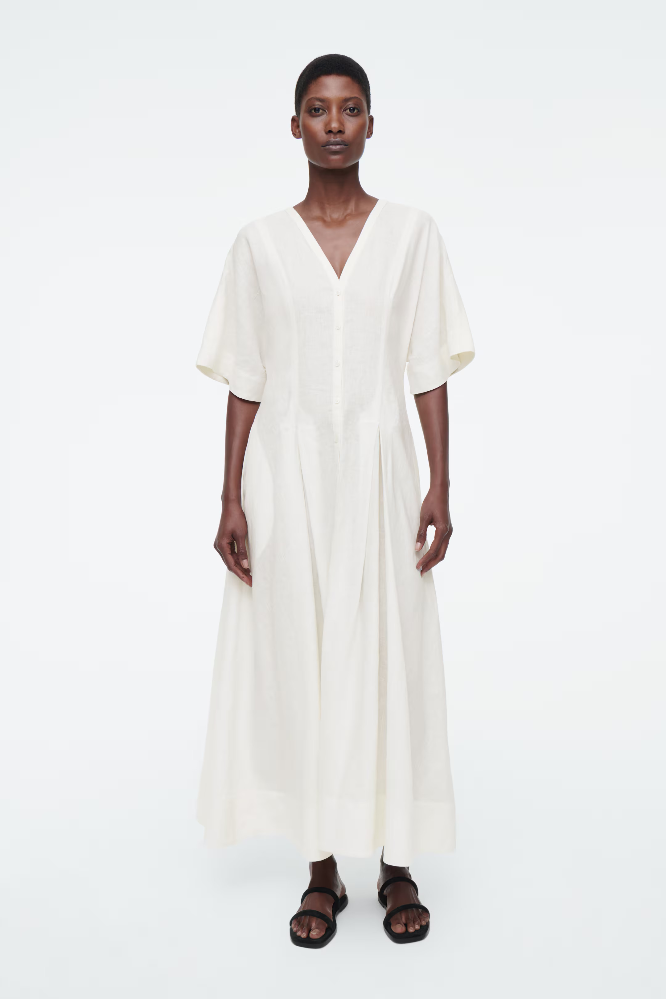 PLEATED A-LINE MIDI SHIRT DRESS - V-neck - Short sleeve - WHITE - Ladies | H&M GB | H&M (UK, MY, IN, SG, PH, TW, HK)