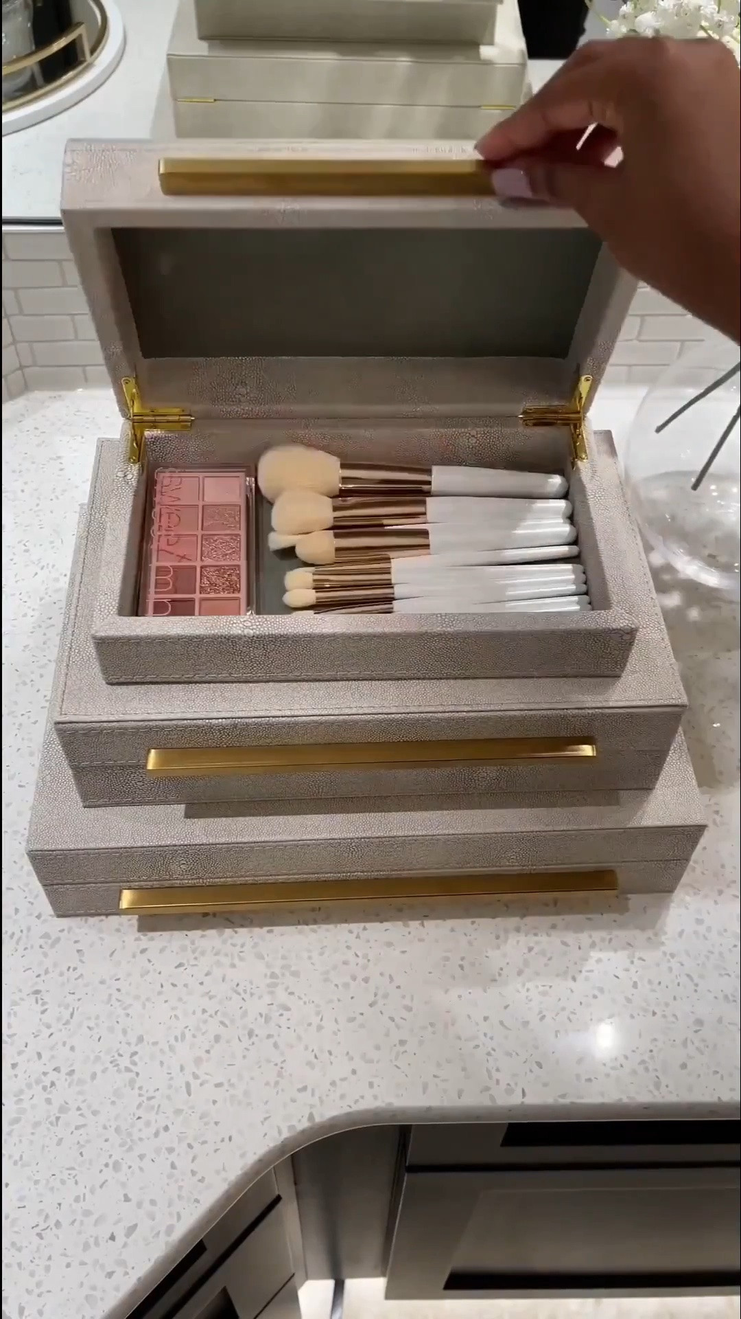When I first got these, I was blown away by the exceptional quality—these boxes are absolutely stunning and so beautifully made! 💕 Don’t hesitate to treat yourself; they’re worth every penny, and you deserve something this nice! ✨ #TreatYourself #QualityFinds

#LTKHome #LTKStyleTip #LTKSaleAlert