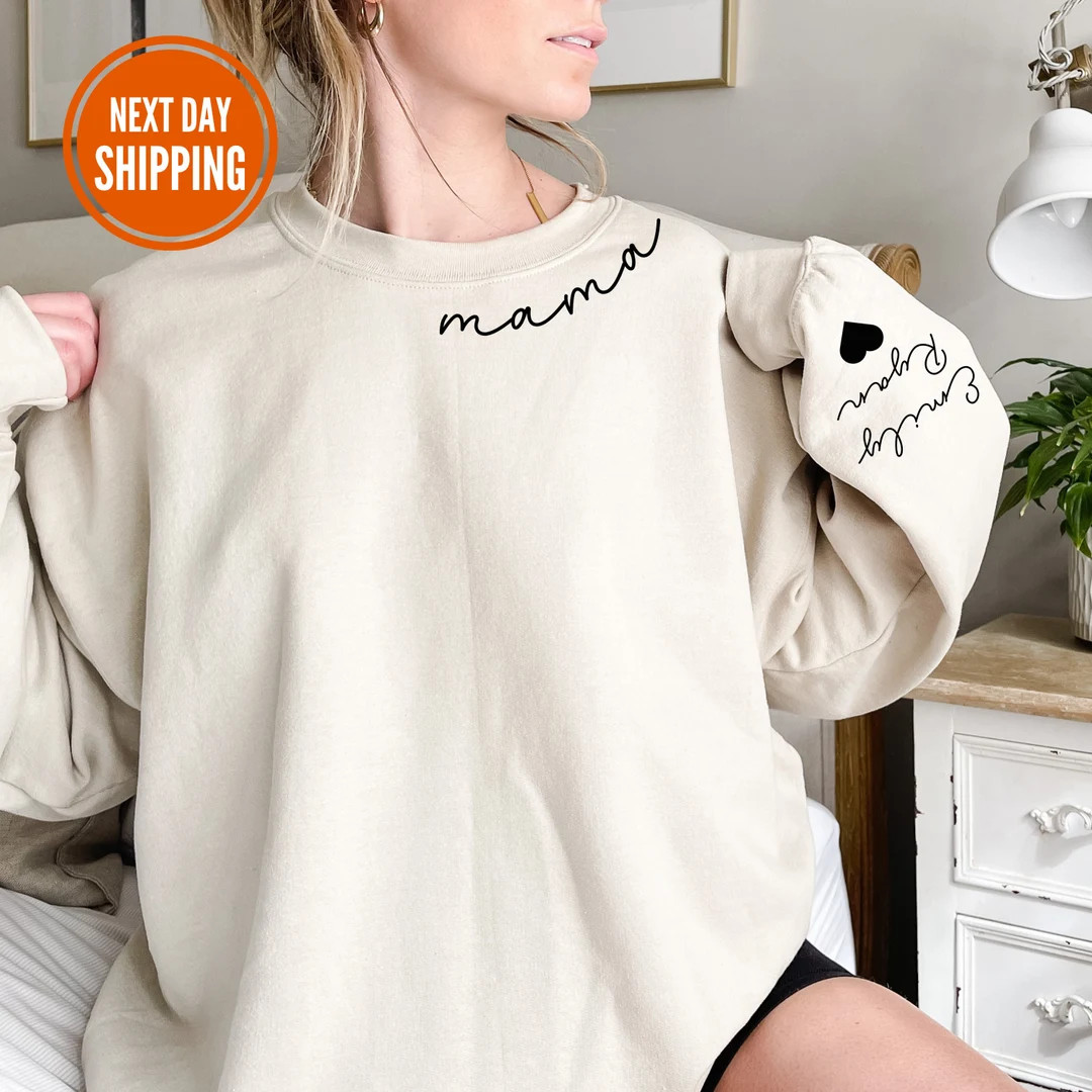 Custom Mama Sweatshirt With Kid Name on Sleeve, Personalized Mom Sweatshirt, Minimalist Momma Hoo... | Etsy (US)