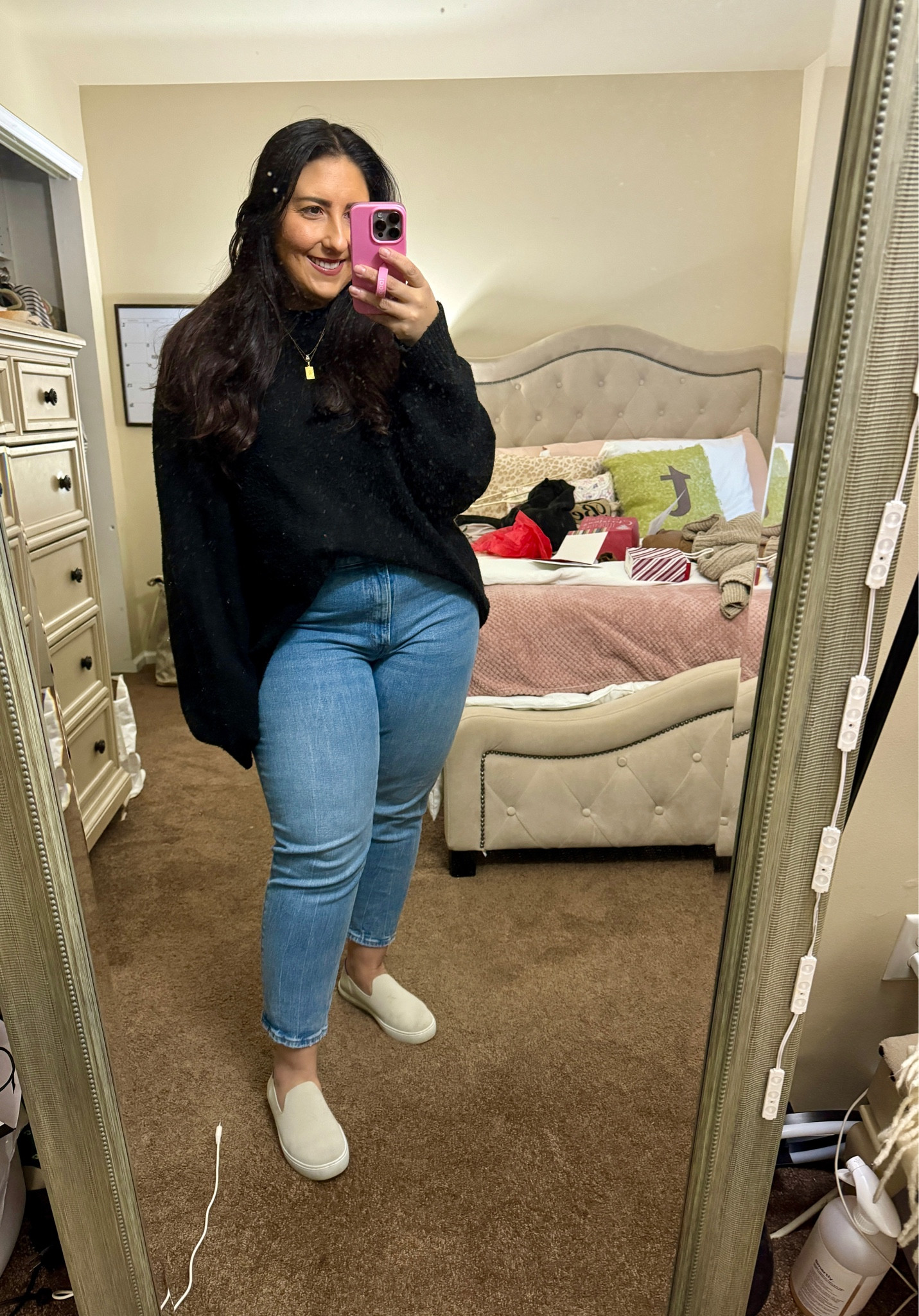 sweater weather 


#LTKmidsize #LTKSeasonal #LTKfindsunder100