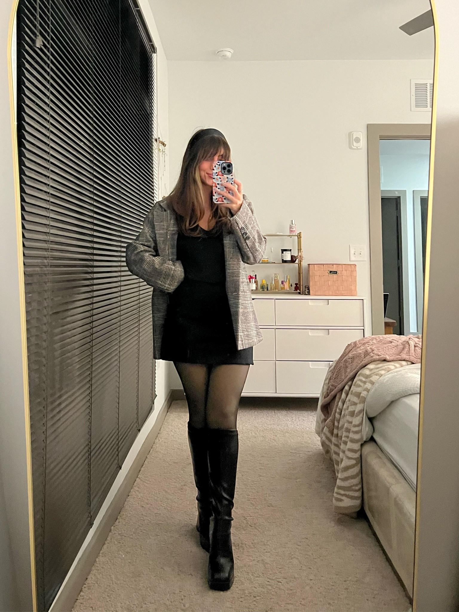 All black dinner outfit winter outfit idea