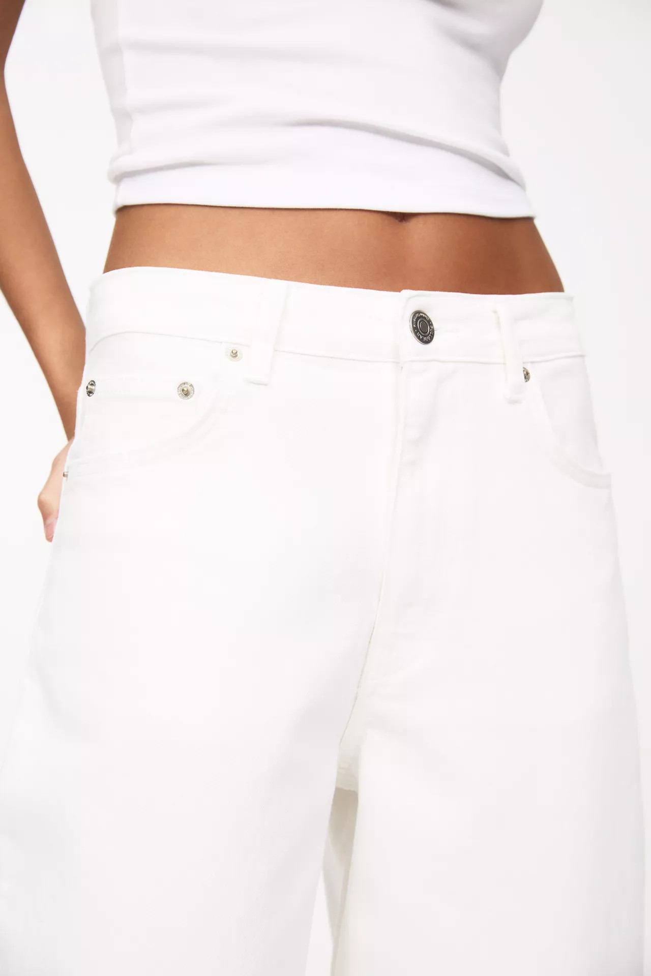 White mid-rise baggy jeans | PULL and BEAR UK