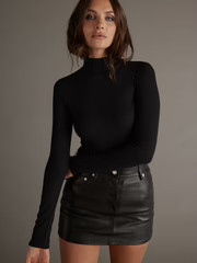 ORLEE // BLACK | CLYQUE