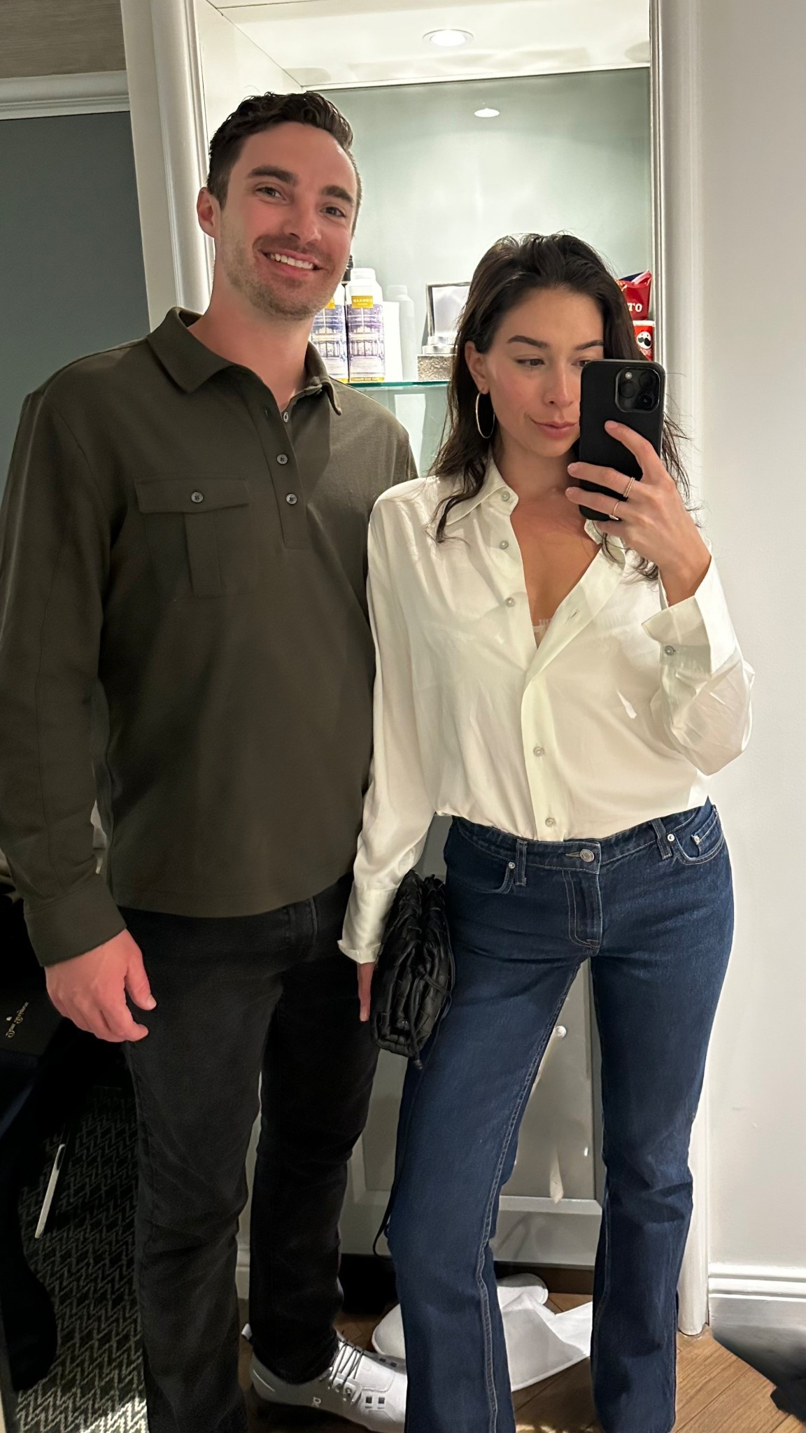 Date night 🤍🤍🤍🤍🤍

#LTKItBag #LTKFindsUnder100 #LTKStyleTip