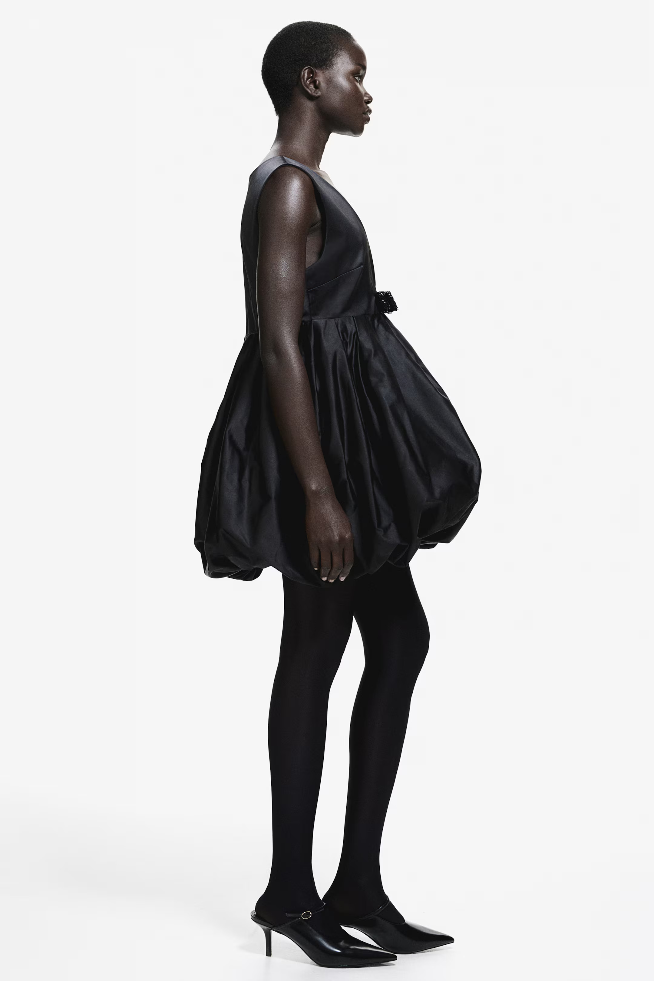 Bubble-Hem Mini Dress - Black - Ladies | H&M US | H&M (US + CA)