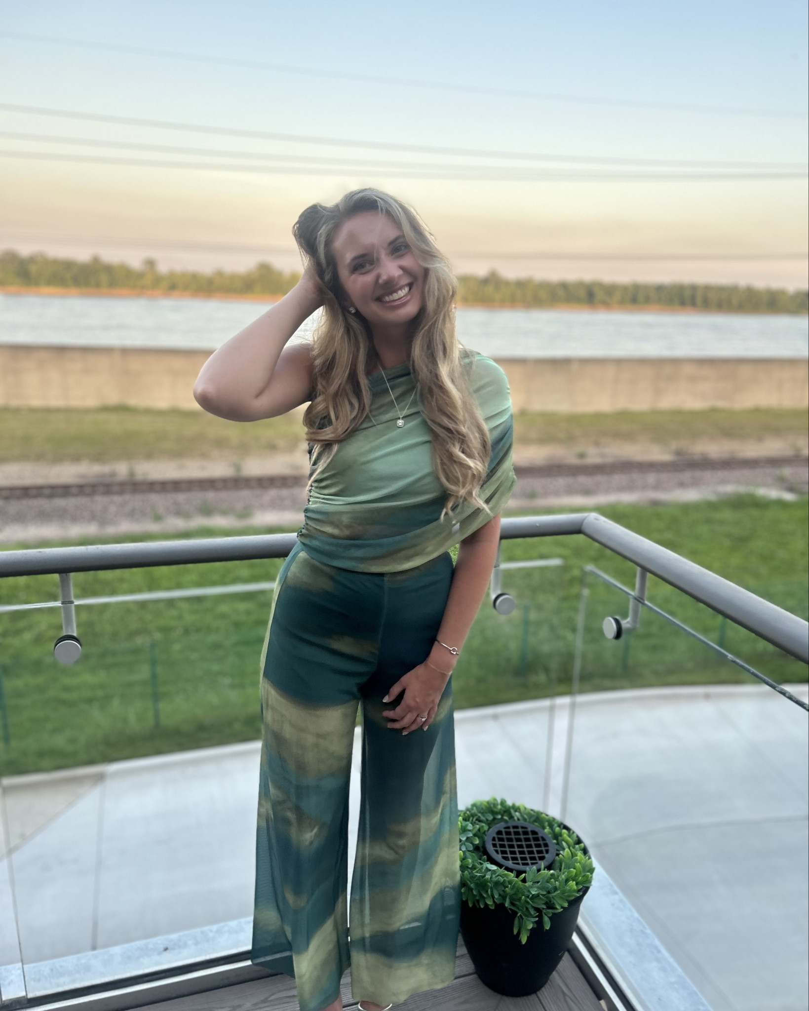 Such a comfortable material!!! Absolutely LOVE this set!!! 🫶🥰✨ So cheap!!! I couldn’t find the exact same one again, but I linked others very close :) 

#LTKParties #LTKFindsUnder100 #LTKStyleTip