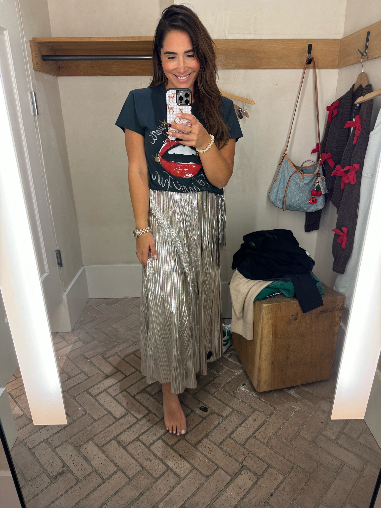 Absolutely love it dressed down with a graphic tee and leather jacket 🖤

#LTKHoliday #LTKSeasonal #LTKStyleTip