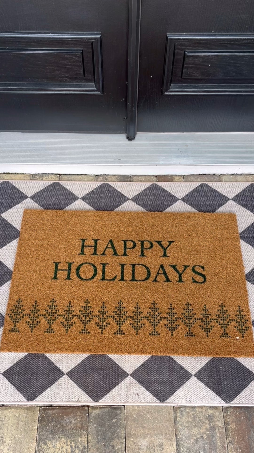 Target doormat 🤍🌲

#LTKHome #LTKStyleTip #LTKFindsUnder50