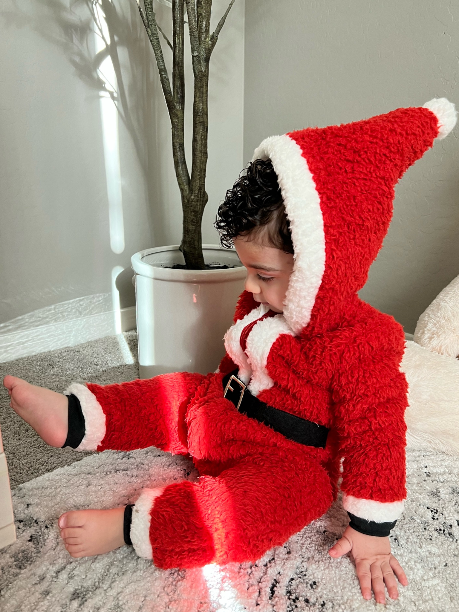 Pottery barn kids — baby Santa footie 12-24M (currently unavailable online) linked similar styles! 

#baby #babyboy #babygirl #genderneutral #babyboysantafootie #santafootie #holiday #christmas #holidaypj #toddlerkids #toddlersantasuit #toddlersantafootie #pbk #pbkfinds #pbksale #potterybarnkids #holidaybabymusthaves #babyfinds #santasuit #babyclothing #babyboyclothing 

#LTKfindsunder50 #LTKSeasonal #LTKbaby