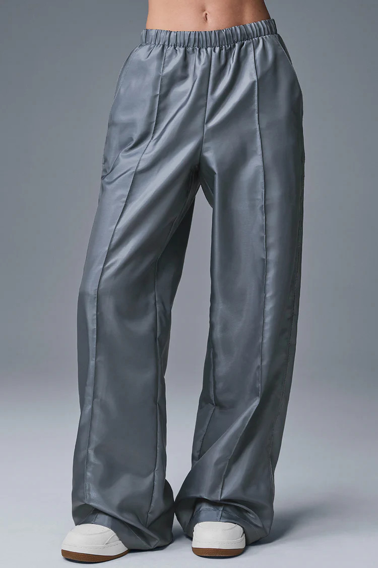 Afterglow Wide Leg Track Pant - Steel Grey | Alo Yoga (US)