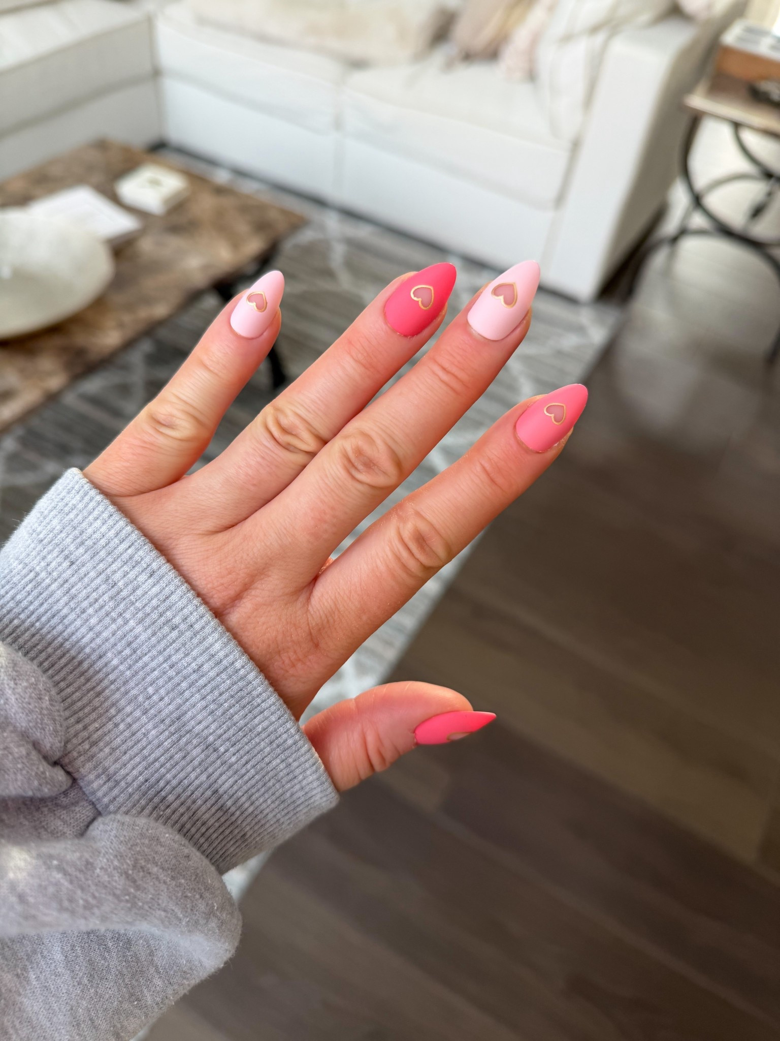 Ok, I can’t wait any longer. Full embracing my birth month and all things pink before it even gets here.💕🌸🌷💗🌺 Starting with one of my fav nail sets ever and linking more recent finds later this week 😘

#LTKSeasonal #LTKValentine #LTKBeauty