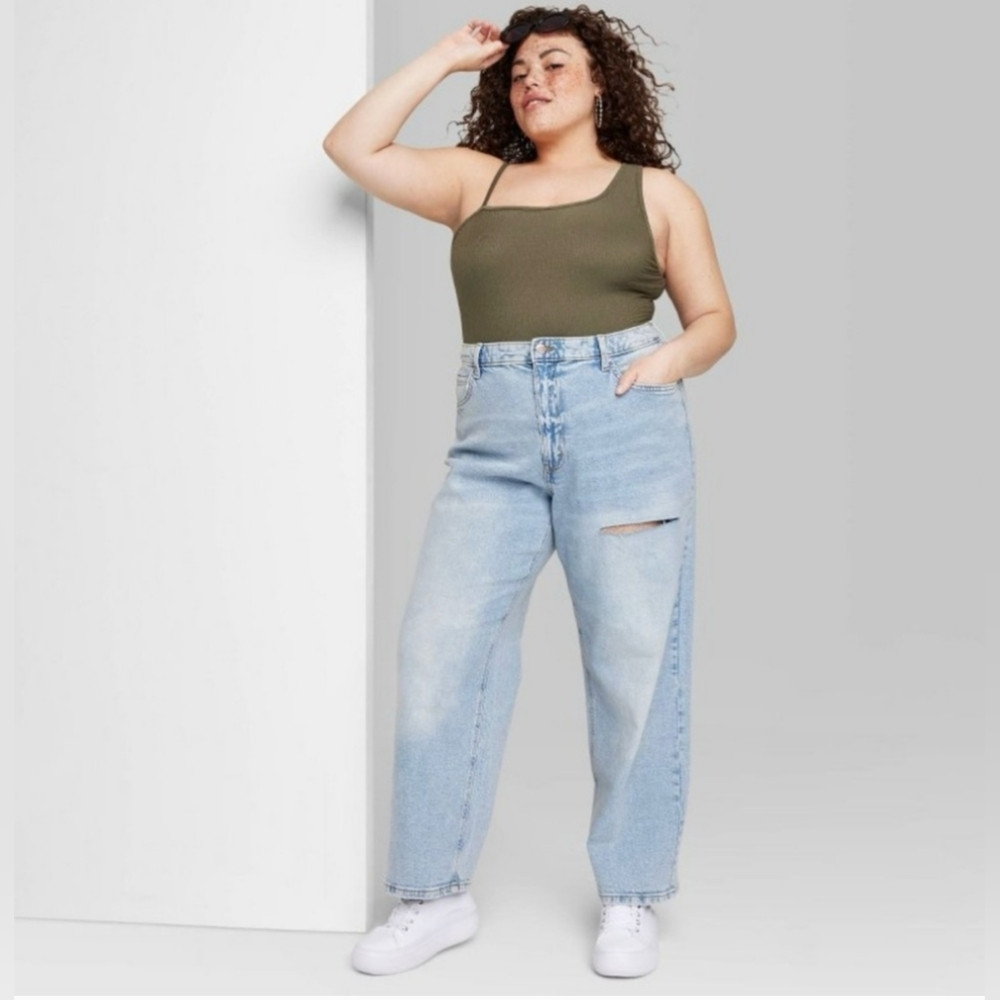 NWT Wild Fable 90s Relaxed High Rise Straight Jeans Slashed 22 | Poshmark