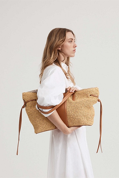 Jacquie Crochet Tote | Witchery