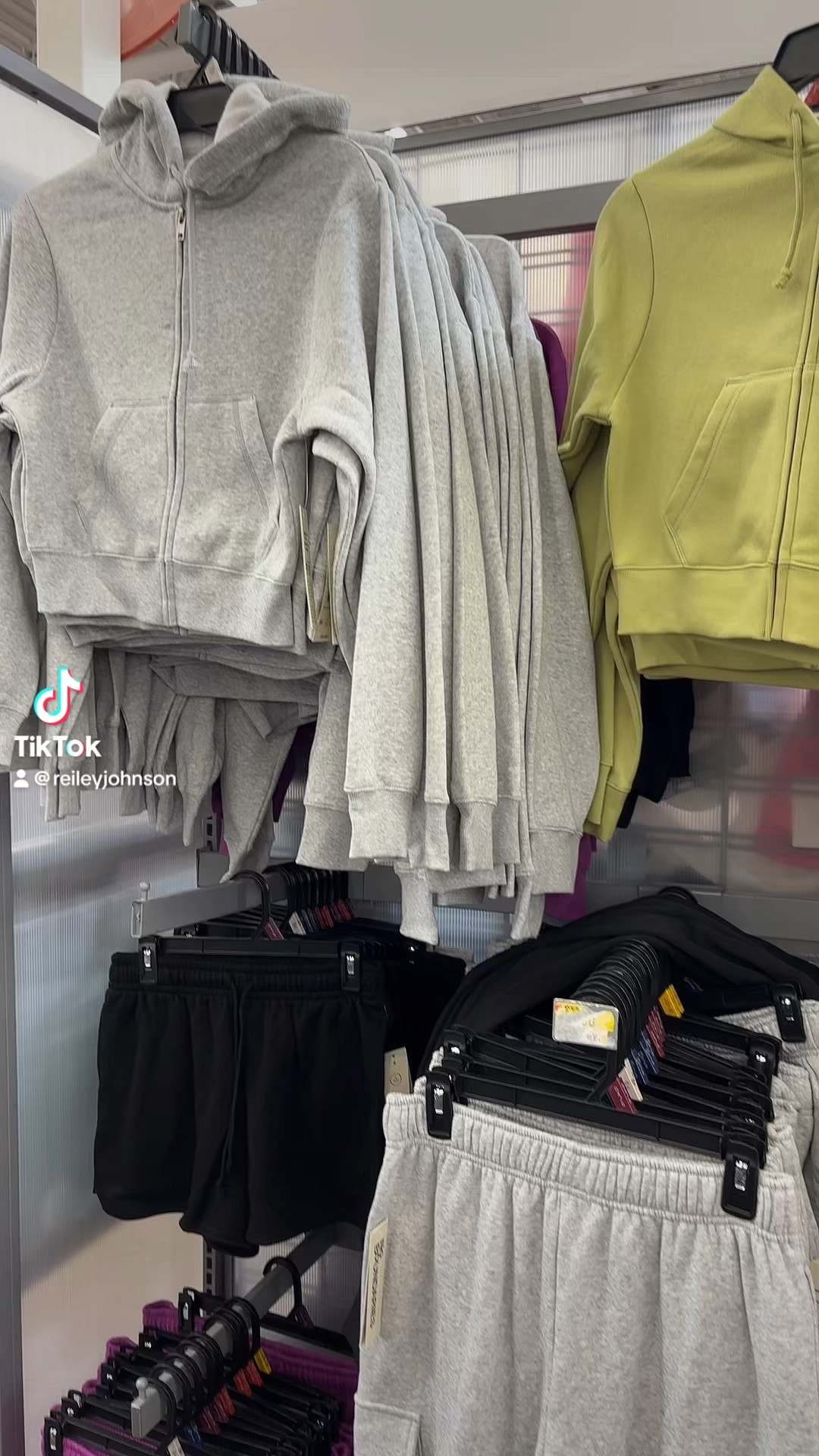 Comfiest sweaters! 

#LTKSeasonal #LTKfindsunder50 #LTKActive