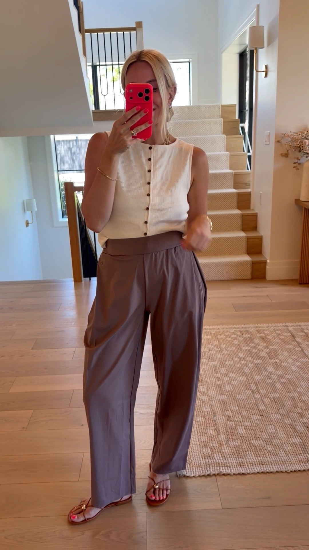 Pants that aren’t jeans! Size S

#LTKootd #LTKmomlife #LTKgrwm