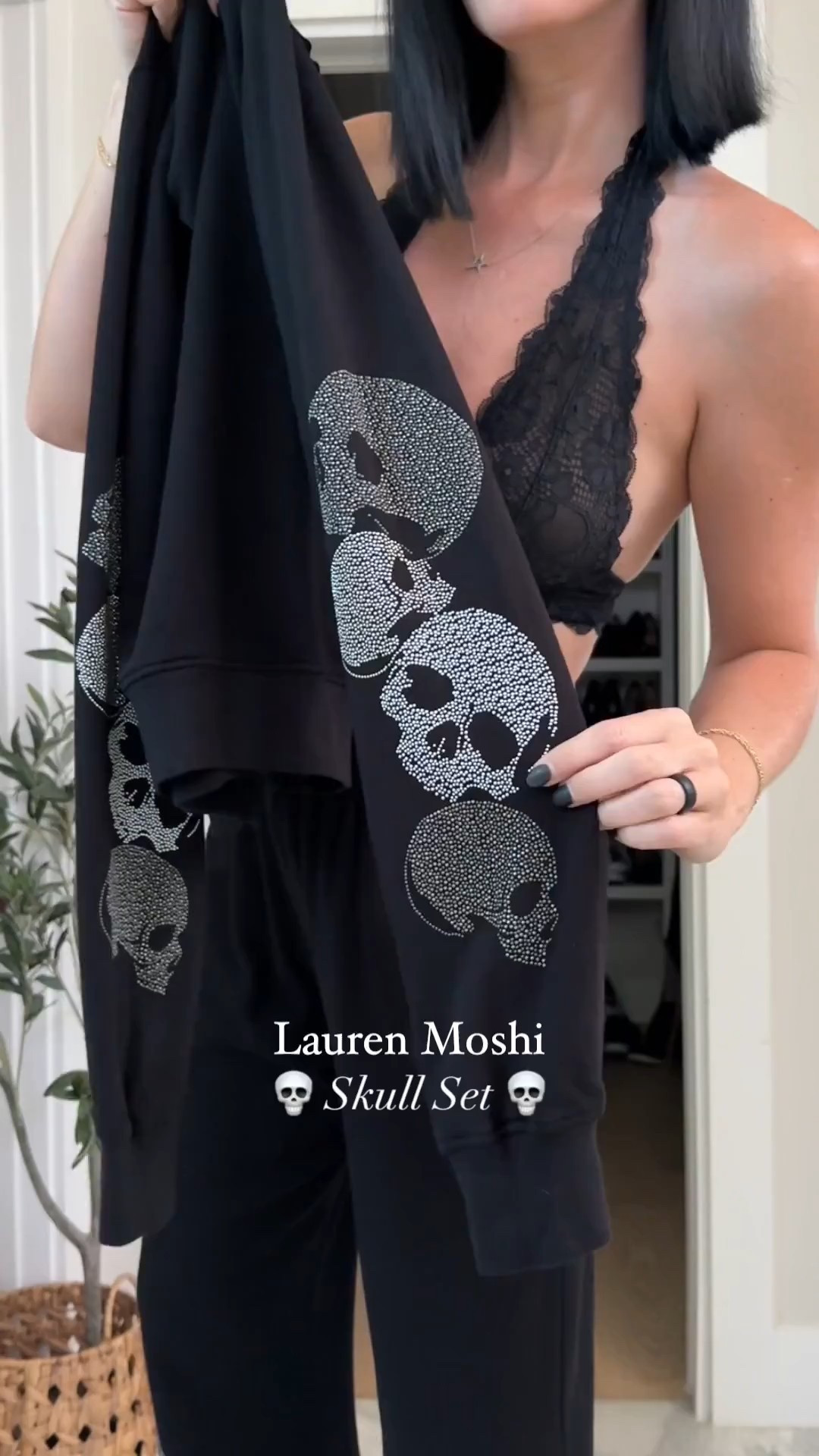 New Lauren Moshi skull set! Linked my favorite handmade in the USA clothing from her!


#LTKTravel #LTKdayinmylife #LTKgrwm