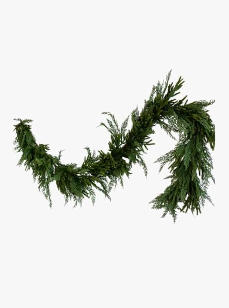 Mixed Garland (9') | Amazon (US)