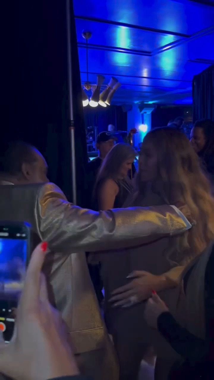 #Beyonce and #JayZ greeted the #IsleyBrothers , who performed at #DrGloriaCarter’s birthday, with #Beyonce in a @Chloe Fall 2024 runway look, styled by @shionat. Thoughts? 📸 @kandyisley / @ronaldisley #beyoncefbd #beyoncestyle