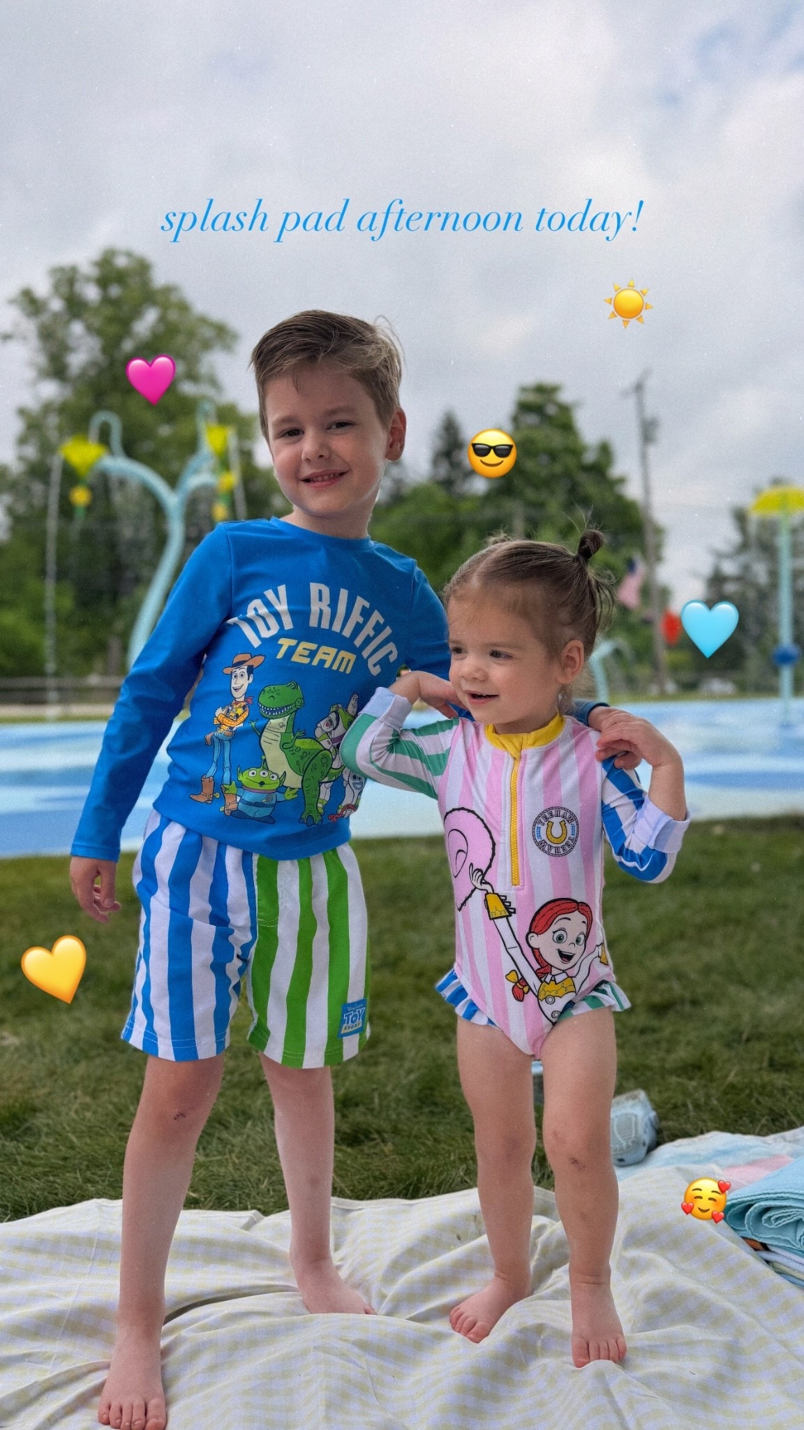 splash pad afternoon today! ☀️ 🩵 💛 🥰 🩷 😎