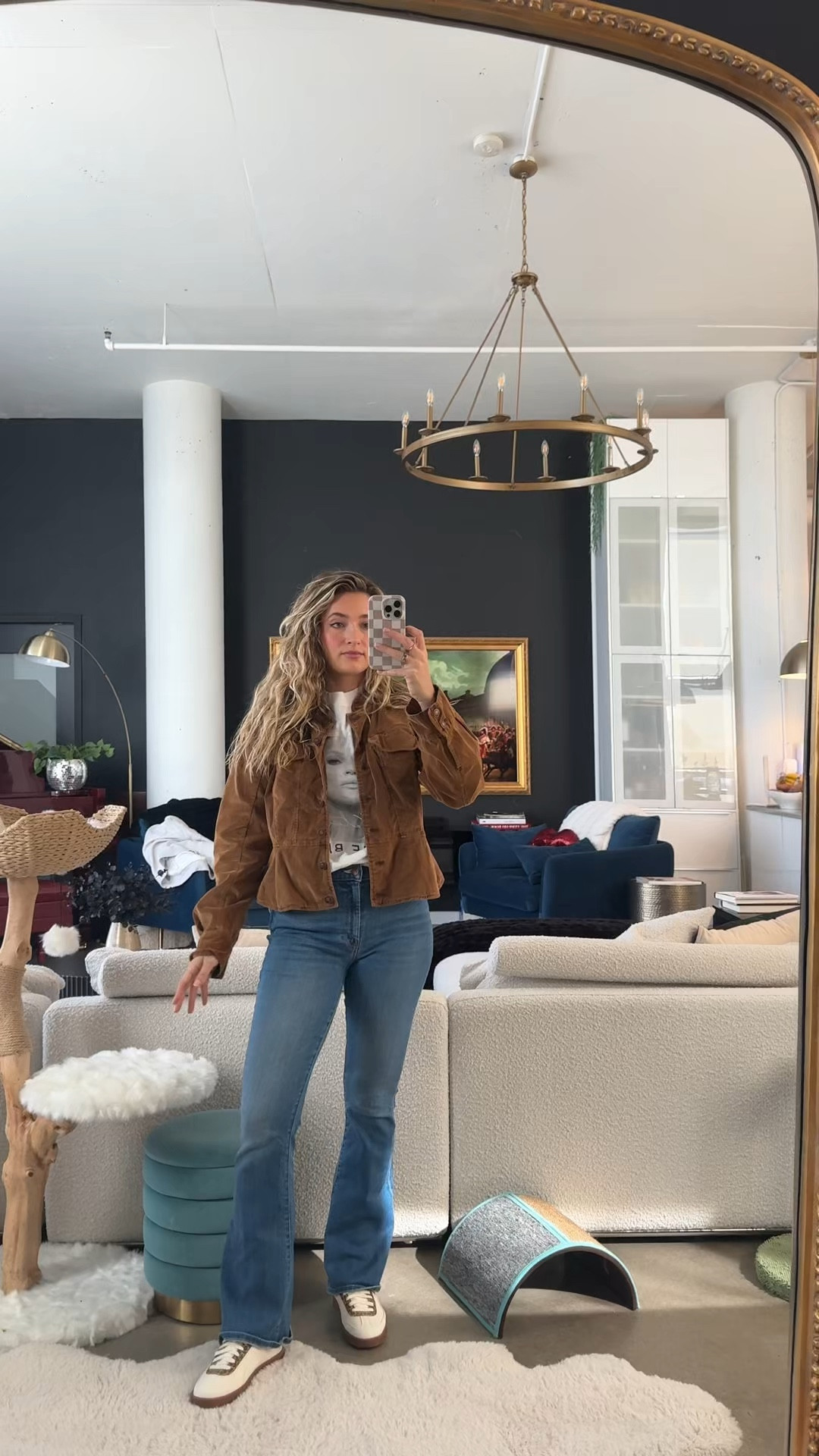 OOTD! Im wearing a size 27 in jeans, size small in top and jacket 