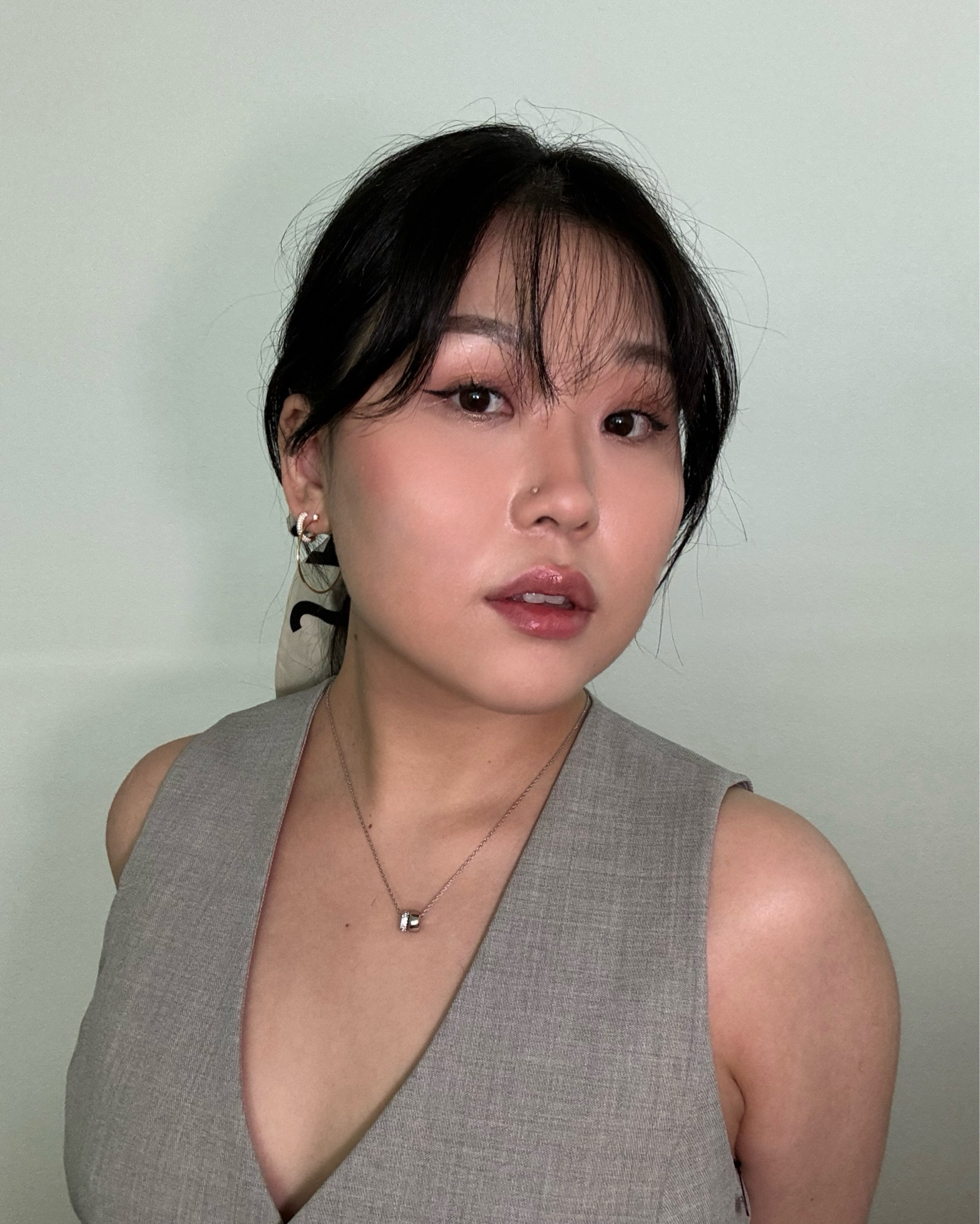 headshot inspo? 🙆🏻‍♀️

All the earrings linked are plated in 18k gold so they won’t tarnish! 🫶🏻

#summerfit #notsponsored

#LTKBeauty #LTKStyleTip #LTKWorkwear