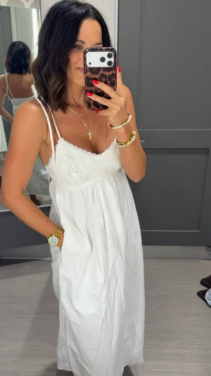 Wearing an XS.
5’3” for reference.

#TargetStyle #TargetFinds #TargetFashion #WhiteDress #SummerStyle #VacationOutfit #AffordableFashion #EverydayStyle #LTKStyle #OOTD