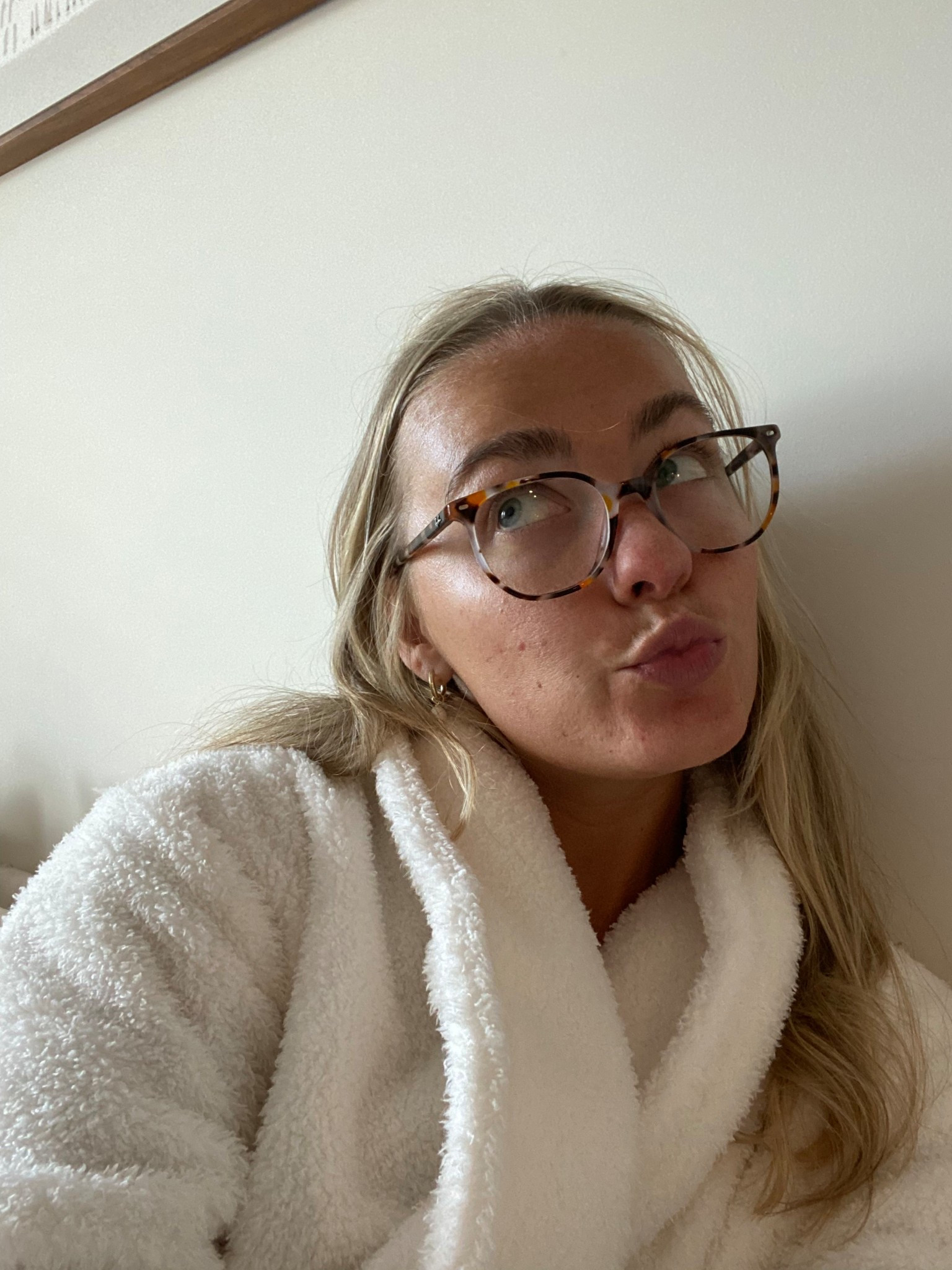 The coziest robe from Amazon ! 🧖‍♀️🫶🏼🤍

#LTKgrwm #LTKdayinmylife #LTKselfcare