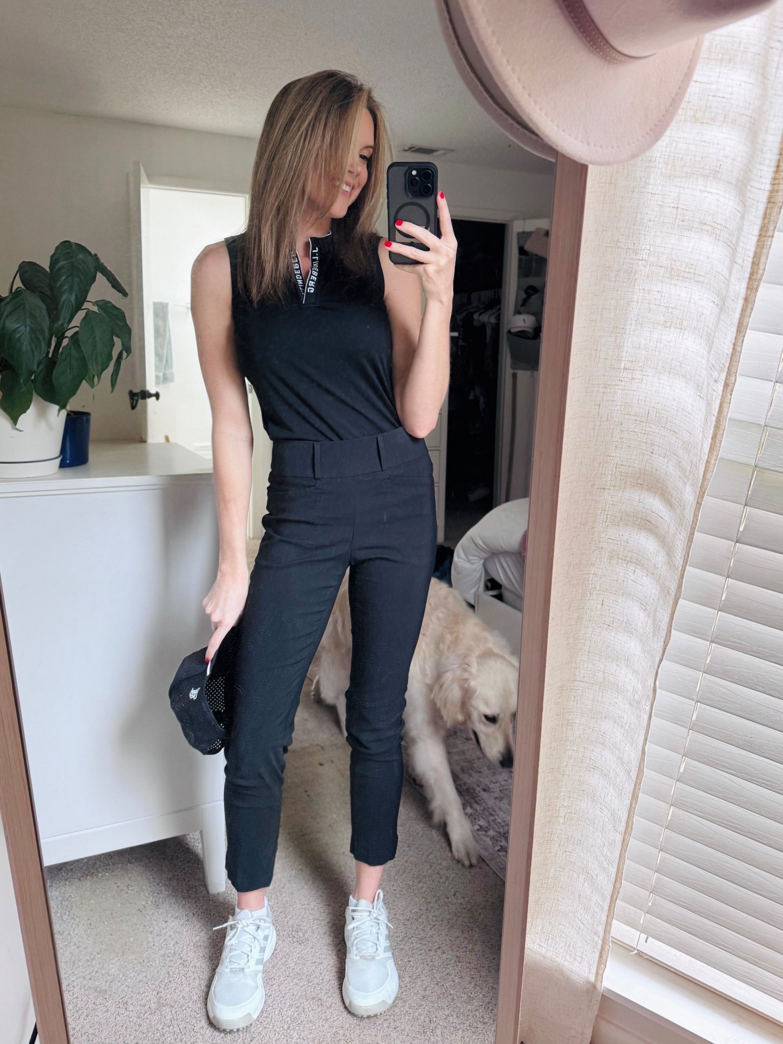 Wearing XS in both! 

#ladiesgolf #golfpants #womensgolf #golfoutfit #amazon