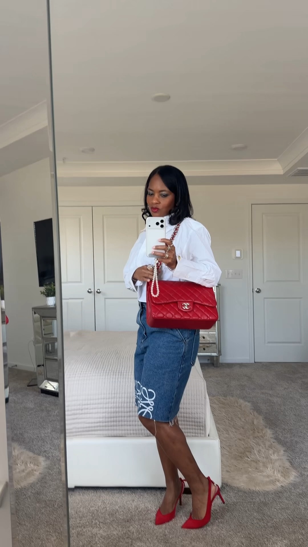 A pop color will always elevate your basics!! ❤️❤️❤️

#LTKootd