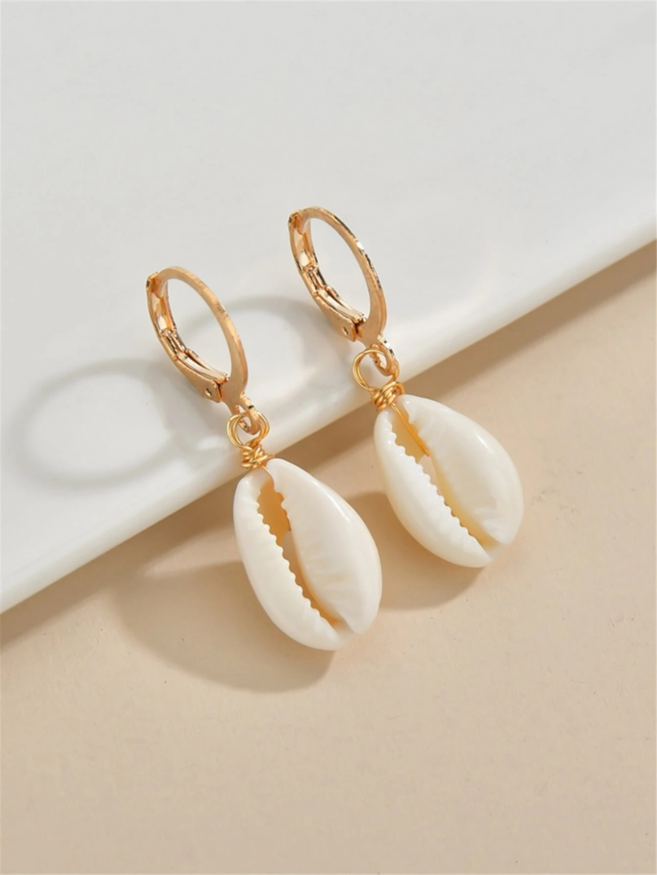Puka Shell Drop Earrings | SHEIN