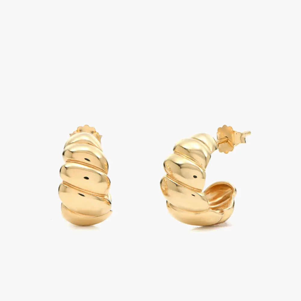 Small Scalloped Hoop - 14k Solid Gold | Oak & Luna (US)