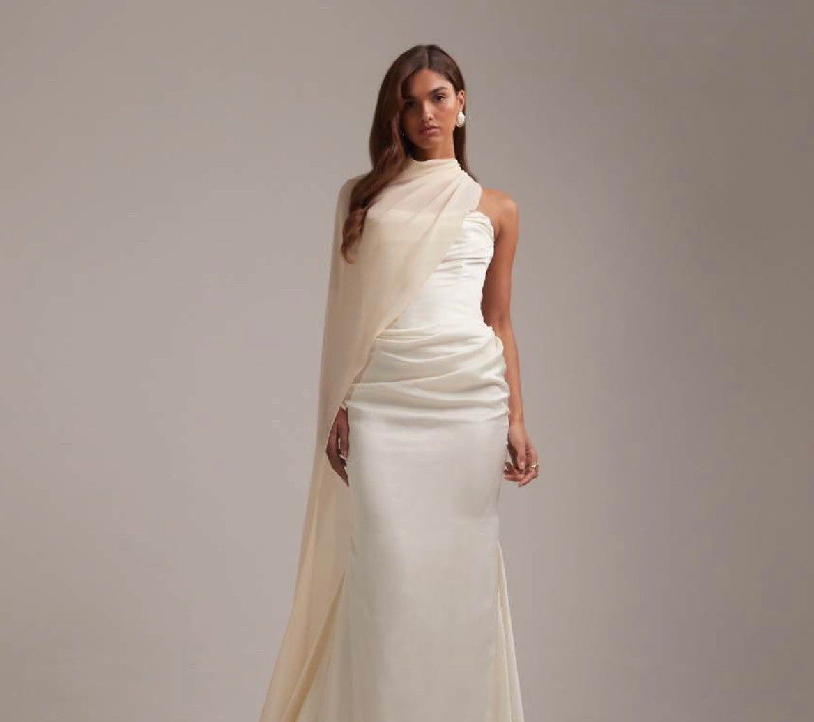 Wedding style #wedding #weddingdress #weddingdresses #weddingstyle

#LTKWedding #LTKootd #LTKSaleAlert