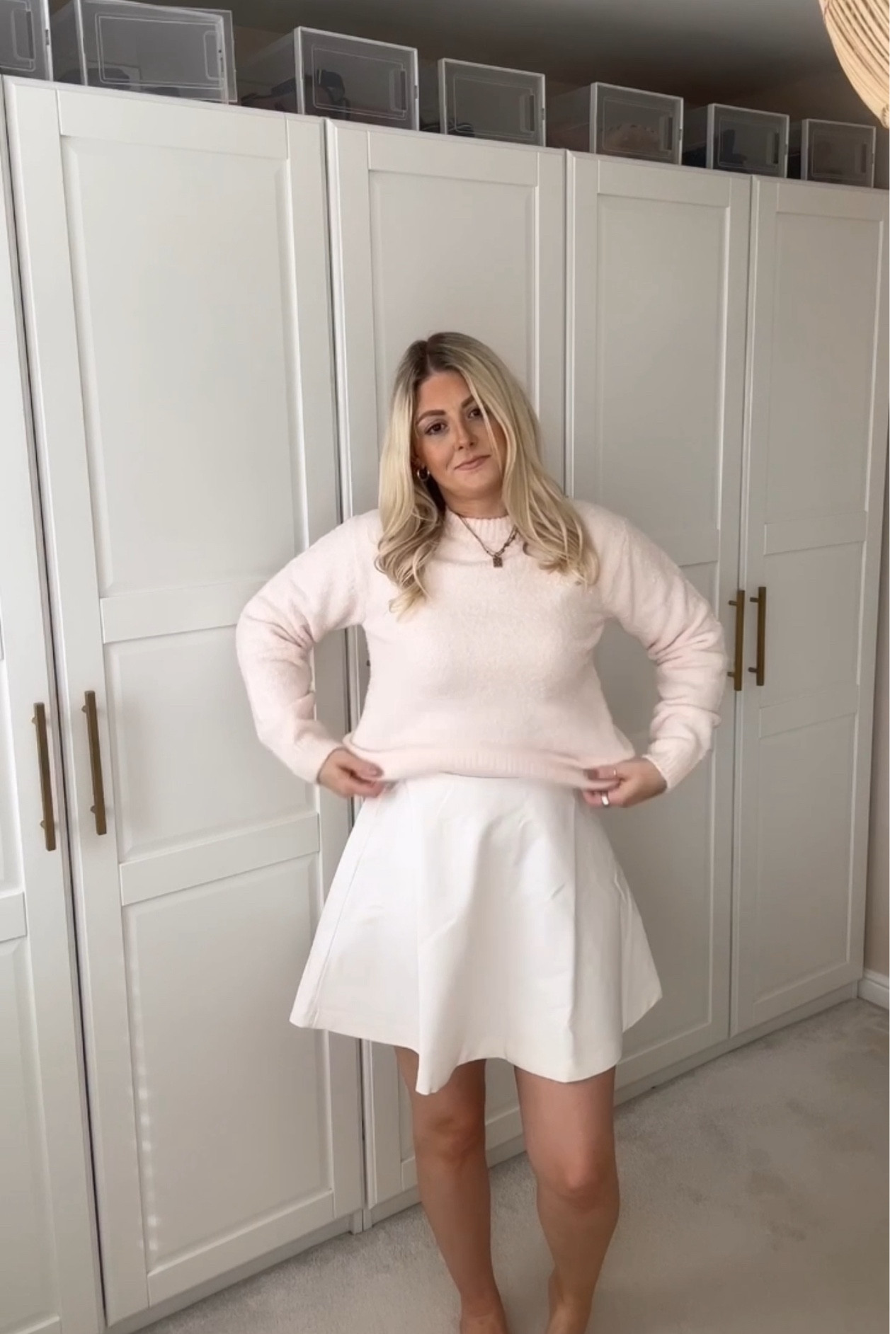 Pink jumper, neutral outfit, aline skirt, pink fluffy jumper, autumn outfit, 

#LTKuk #LTKautumn #LTKstyletip