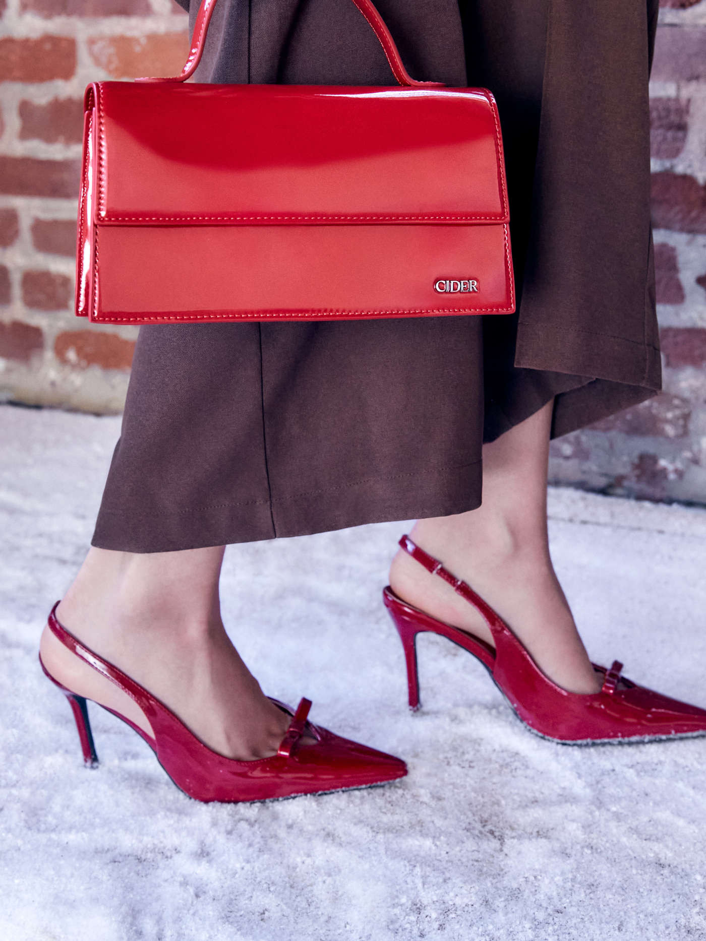 CROCODILE PATTERN SQUARE TOE HEELED SANDALS | Cider