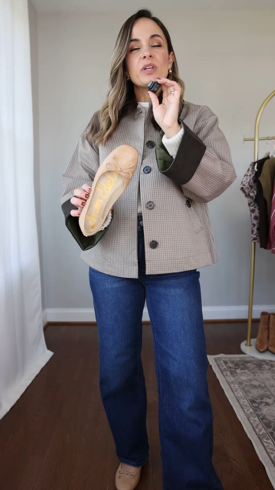 Taking a look back at my most worn wardrobe staples from last year to help you build a good foundation for your wardrobe this year! 

These were my most worn shoes last year that I plan to take into this season as well! 

Sam Edelman Ballet Flats: true to size 
Jeans: 24 short (10” rise, 28” inseam)
T-Shirt: petite xs 
Sweater: xs in speckled beige 
Jacket: xxs (runs large) 

Gola Elan Sneakers: true to size 
Jeans: petite 24 (10 3/8” rise, 28” inseam) 
Sweater: xxs 
Jacket: xxs 

Steve Madden Dusty Boots: size up 1/2 size 
Jeans: petite 24 (10 3/8” rise, 28” inseam) 
Cardigan: xs 

Sam Edelman Sylvia Boots: true to size 
Dress: petite xxs

#LTKPetite