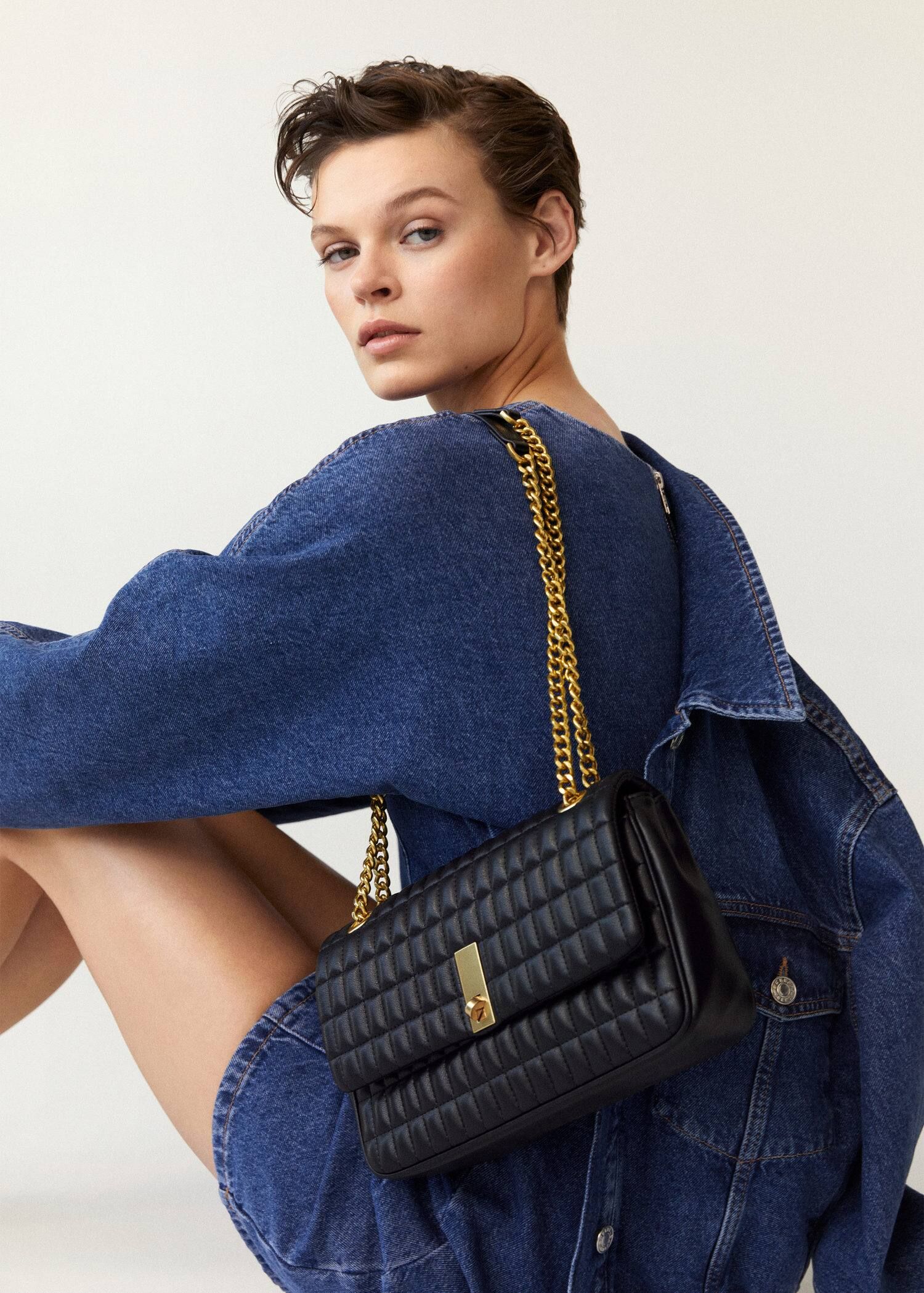 Quilted chain bag | MANGO (US)