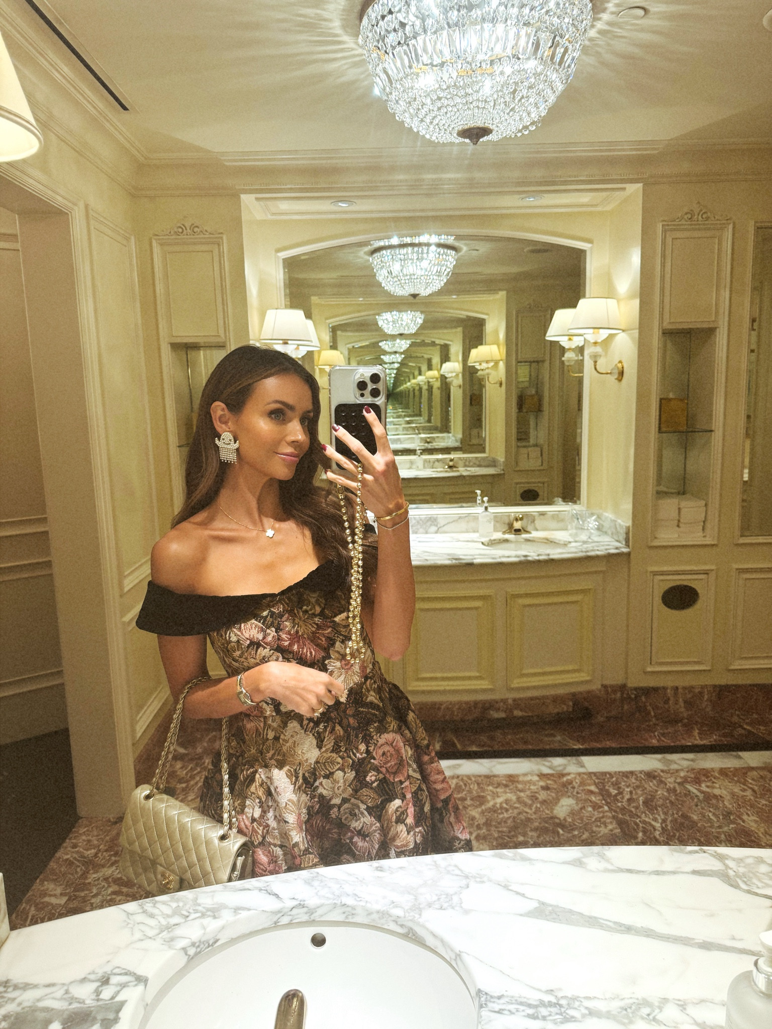 Code DESTINYSAVE30 for dress! 