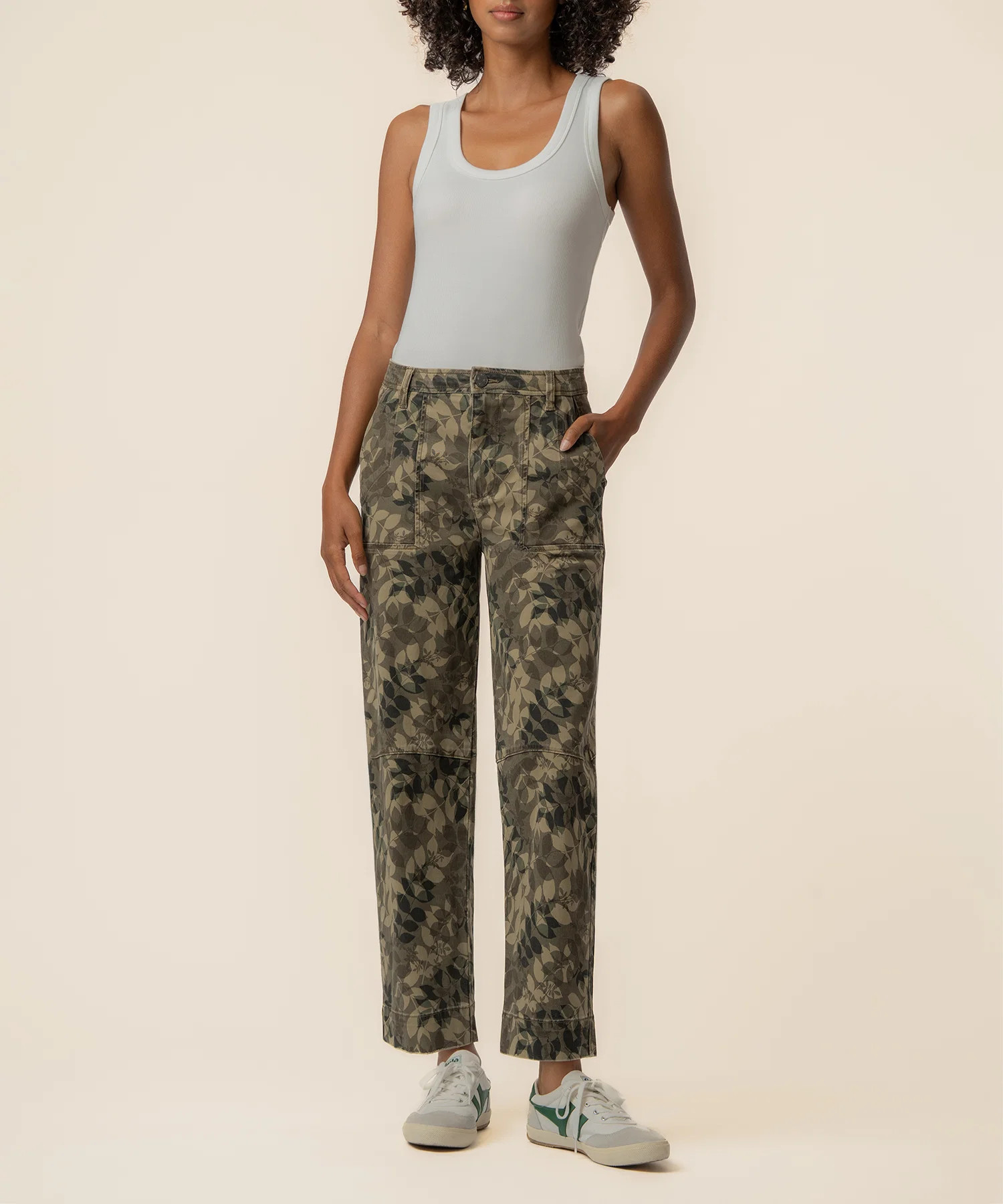 Ashton Relaxed Leg Exclusive in Olive | Kut From Kloth