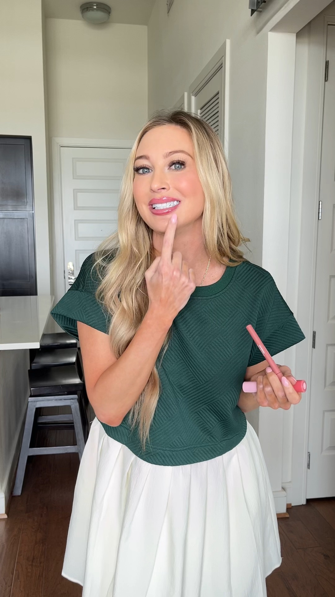 The perfect lip liner and gloss combination from @COVERGIRL 

#covergirl #lipliner #lipgloss #lipstick #lipstain #covergirlpartner #lipcombo #beautyhacks #gifted 

#LTKBeauty