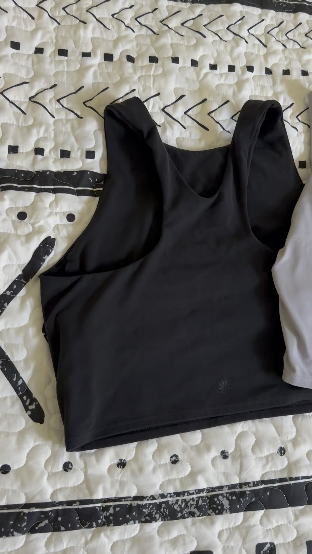 My absolute favorite work out tops from Athleta lately
Fit true to size but I size up to a medium because I like mine a little looser fit
Athleta women’s conscious crop
Athleta, activewear, crop workout top, high neck activewear 

#LTKActive #LTKFitness