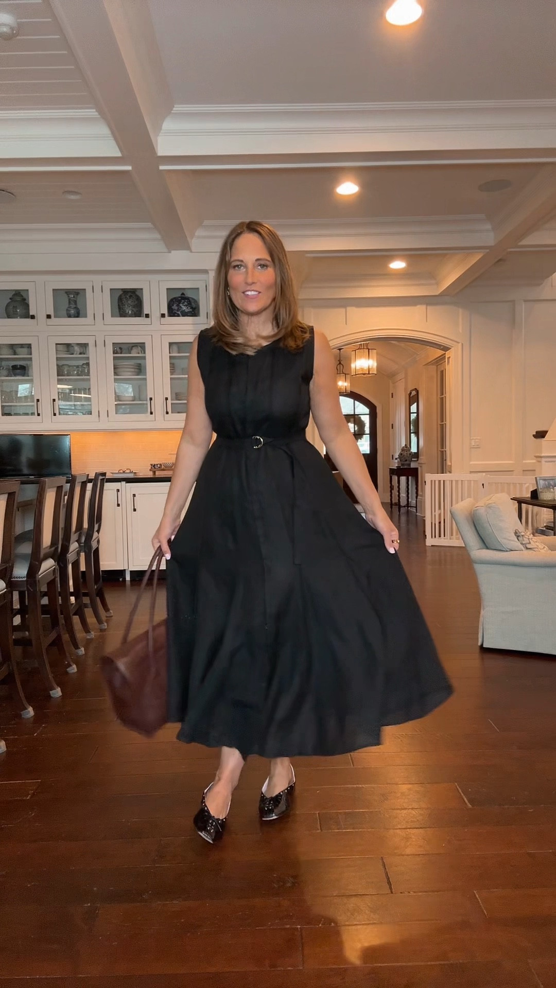 This one is so lovely! Great a-line silhouette and linen fabric.

Wearing size medium 

#LTKOver40 #LTKootd #LTKWorkwear