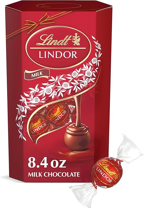 Lindt LINDOR Milk Chocolate Candy Truffles Gift Box, 8.4 oz. | Amazon (US)