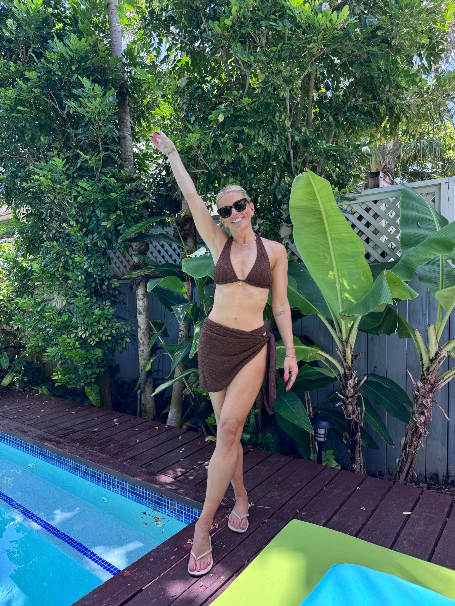3 piece brown bikini!

#LTKSwim