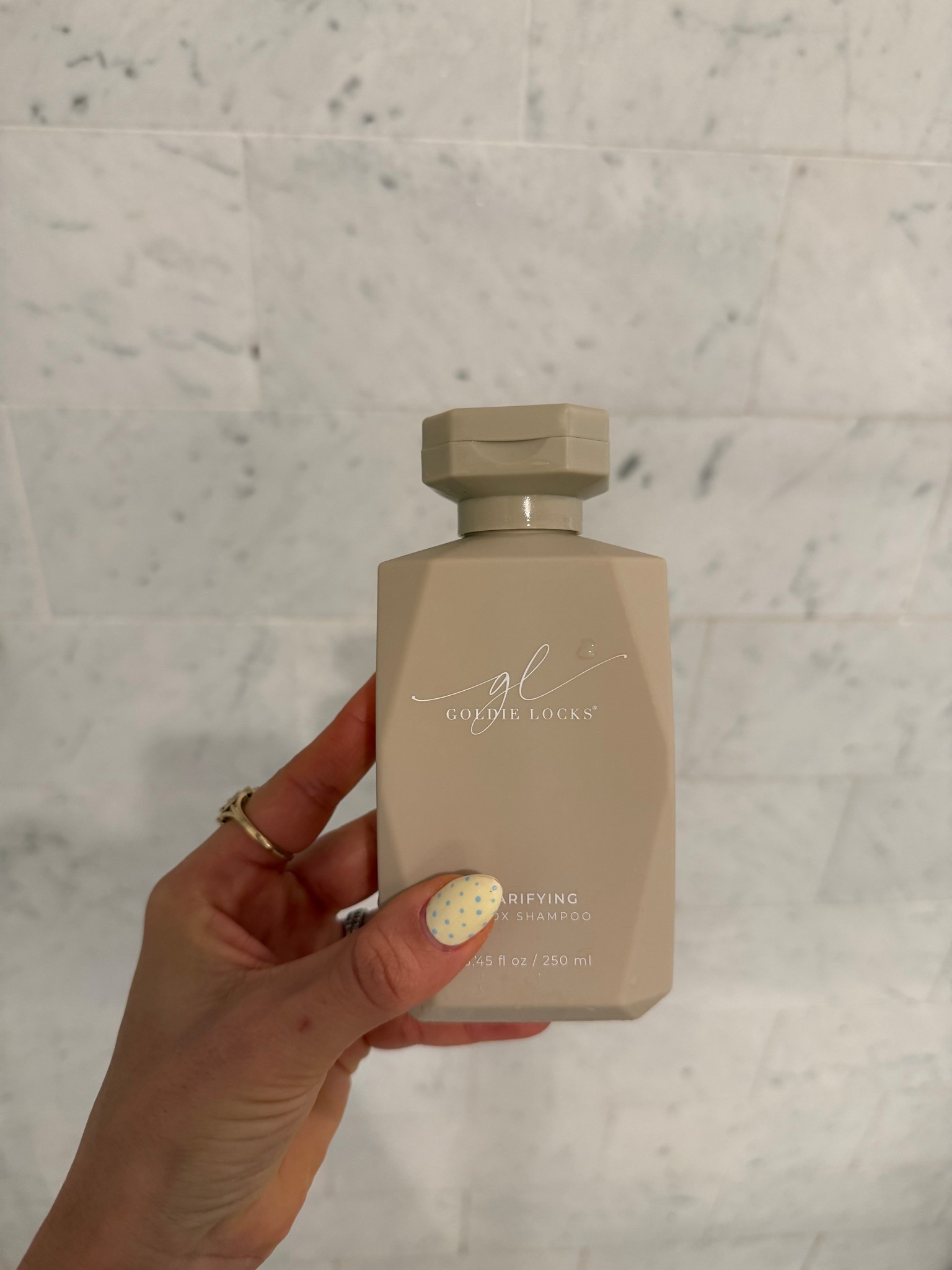 The best clarifying shampoo
I use this once a week 

Haircare
